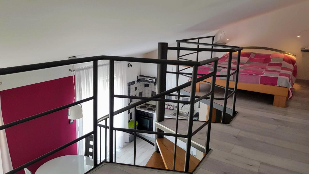 Sia House Apartment Pula Exterior photo