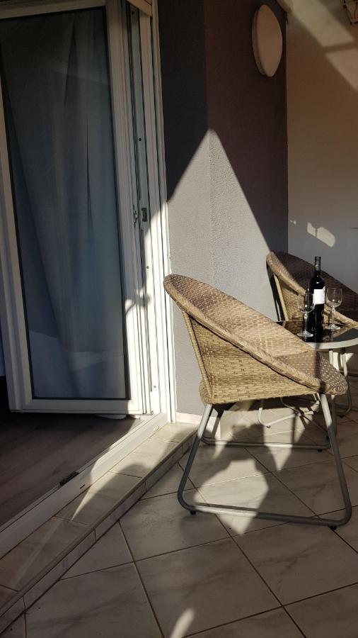 Sia House Apartment Pula Exterior photo