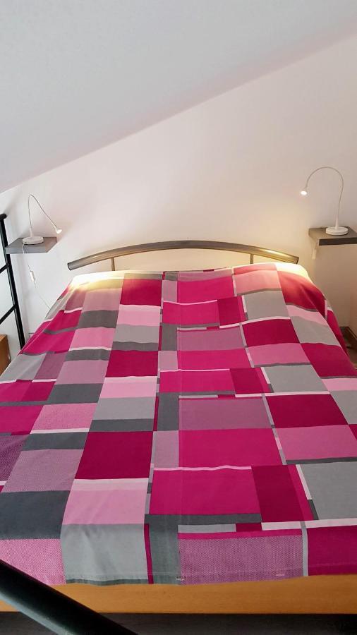 Sia House Apartment Pula Exterior photo